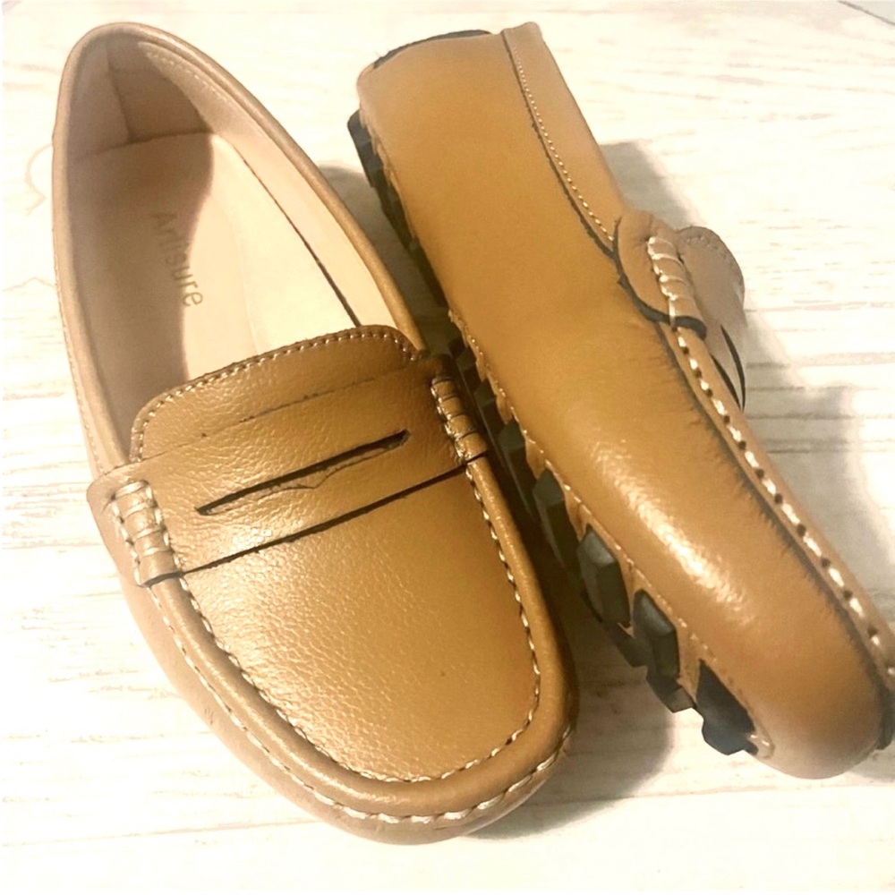New, Artisure Women's Leather Penny Loafer Moccasins Slip On Comfort Flats, 7.5M - Picture 4 of 7